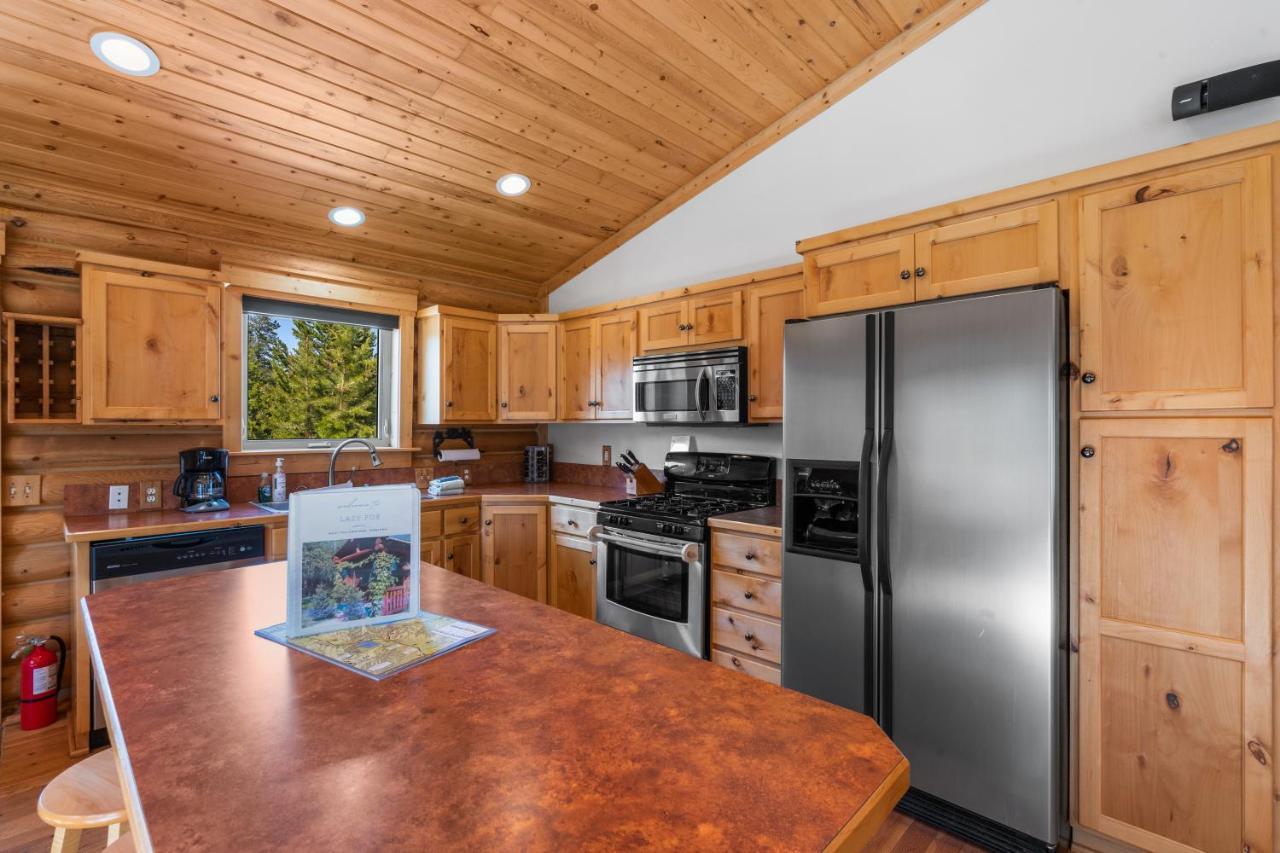 Lazy Fox Cabin West Yellowstone Exterior foto